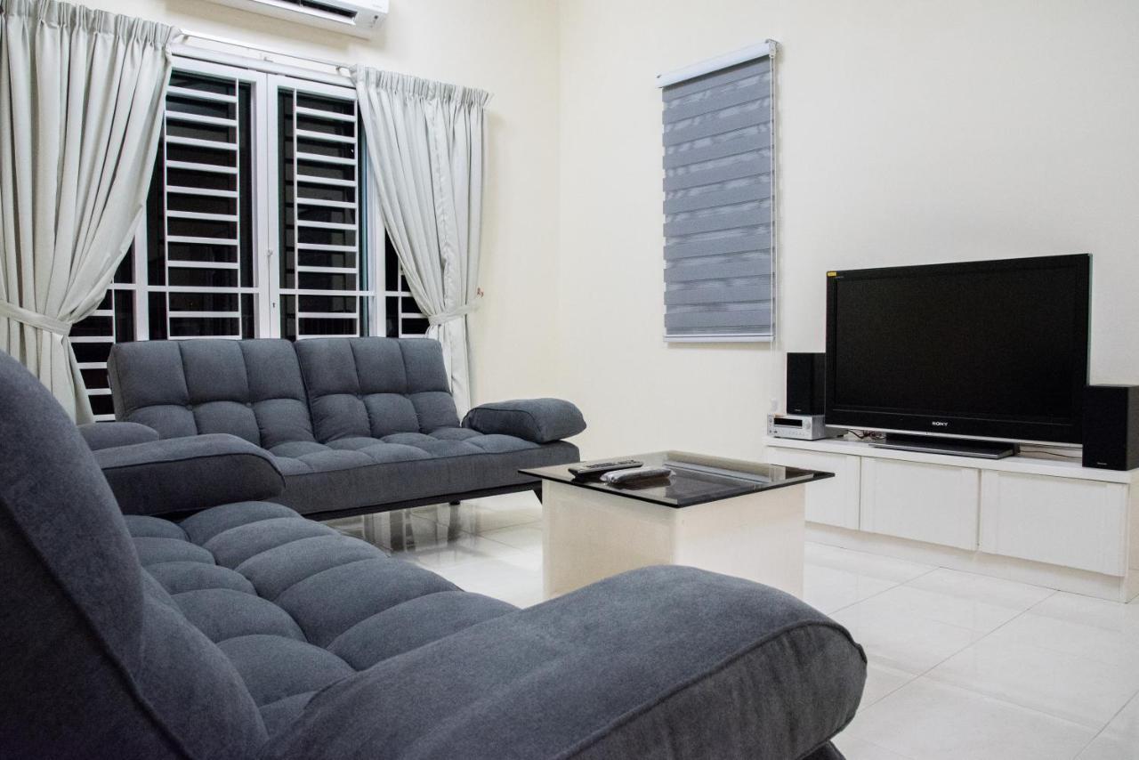 Tropikal Natura Lodge By D Imperio Homestay Penang Balik Pulau Dış mekan fotoğraf
